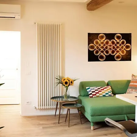 Cozy Apartment In Pratello Bologna Exterior photo